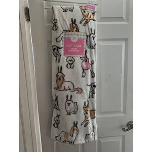 Nwt Oversized doggy throw